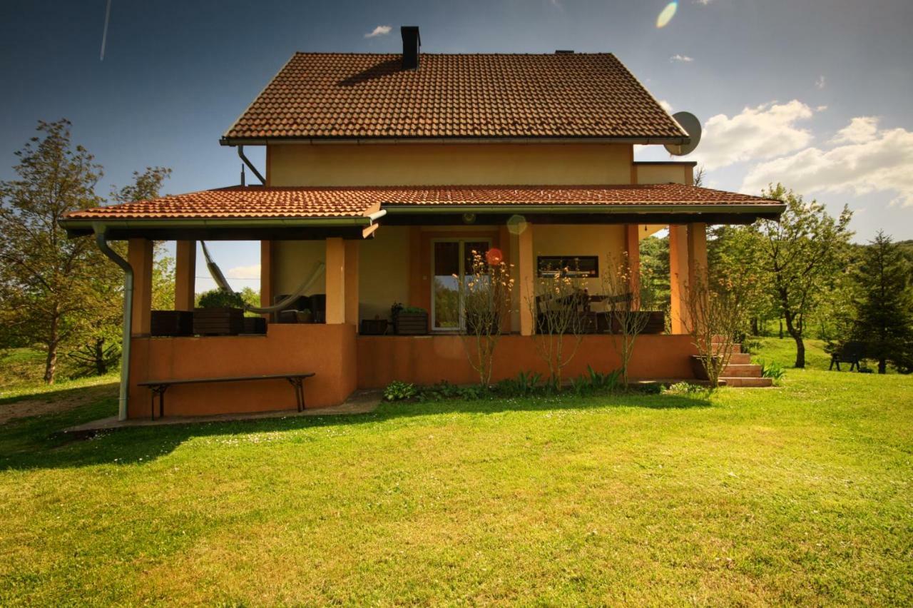 Charly'S Apartment Smoljanac Exterior foto